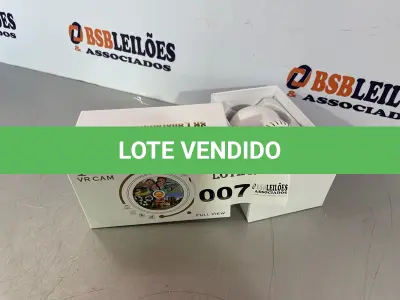 LOTE 007 - 01 CÂMERA AO VIVO EM FORMATO DE LÂMPADA, NOVA (NO ESTADO, NÃO SABEMOS SE FUNCIONA. LEILÃO NÃO TEM GARANTIA E NEM DEVOLUÇÃO)