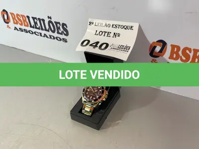 LOTE 040 - 01 RELÓGIO PRETO COM DOURADO (NO ESTADO, NÃO SABEMOS SE FUNCIONA. LEILÃO NÃO TEM GARANTIA E NEM DEVOLUÇÃO)