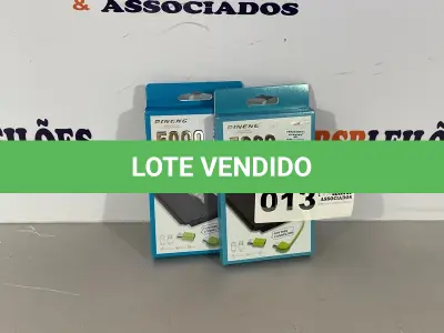 LOTE 013 - 02 BATERIAS PORTATEIS PARA CELULAR (NO ESTADO, NÃO SABEMOS SE FUNCIONA. LEILÃO NÃO TEM GARANTIA E NEM DEVOLUÇÃO)