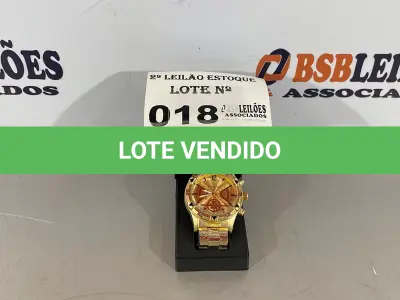 LOTE 018 - 01 RELÓGIO DOURADO (NO ESTADO, NÃO SABEMOS SE FUNCIONA. LEILÃO NÃO TEM GARANTIA E NEM DEVOLUÇÃO)