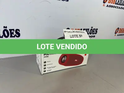LOTE 062 - 01 CAIXA DE SOM BLUETOOTH (NO ESTADO, NÃO SABEMOS SE FUNCIONA. LEILÃO NÃO TEM GARANTIA E NEM DEVOLUÇÃO)