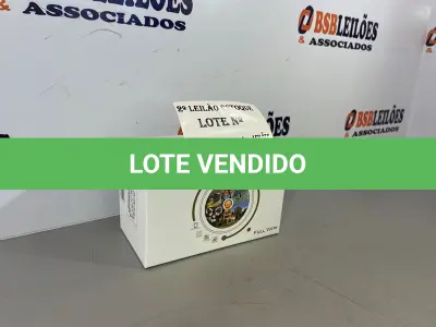 LOTE 059 - 01 CÂMERA EM FORMATO DE LÂMPADA (NO ESTADO, NÃO SABEMOS SE FUNCIONA. LEILÃO NÃO TEM GARANTIA E NEM DEVOLUÇÃO)