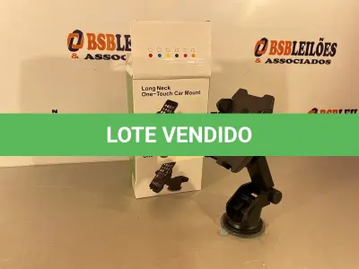 LOTE 061 - 02 SUPORTES VEICULARES PARA CELULAR (NO ESTADO, NÃO SABEMOS SE FUNCIONA. LEILÃO NÃO TEM GARANTIA E NEM DEVOLUÇÃO)