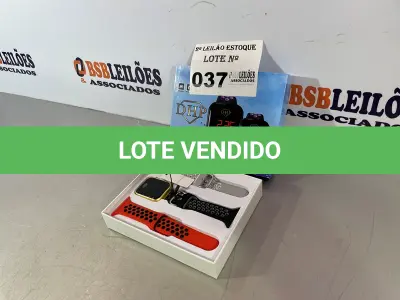 LOTE 037 - 01 RELÓGIO DIGITAL COM MULTIPLAS PULSEIRAS (NO ESTADO, NÃO SABEMOS SE FUNCIONA. LEILÃO NÃO TEM GARANTIA E NEM DEVOLUÇÃO)