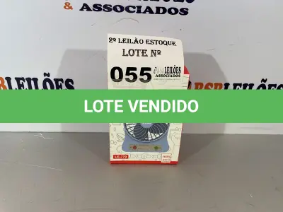 LOTE 055 - 01 VENTILADOR DE MESA PORTATIL USB (NO ESTADO, NÃO SABEMOS SE FUNCIONA. LEILÃO NÃO TEM GARANTIA E NEM DEVOLUÇÃO)