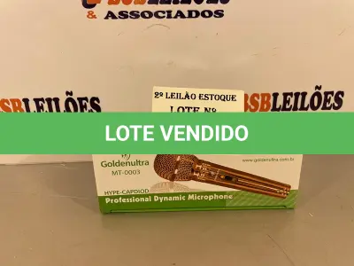 LOTE 031 - 01 MICROFONE DOURADO PROFISSIONAL (NO ESTADO, NÃO SABEMOS SE FUNCIONA. LEILÃO NÃO TEM GARANTIA E NEM DEVOLUÇÃO)