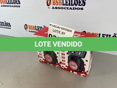 LOTE 029 - 02 CAIXAS DE SOM BLUETOOTH COM SUPORTE PARA CELULAR
