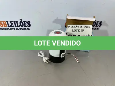 LOTE 051 - 01 BOMBA DE AGUA ELETRICA PARA GALÕES (NO ESTADO, NÃO SABEMOS SE FUNCIONA. LEILÃO NÃO TEM GARANTIA E NEM DEVOLUÇÃO)
