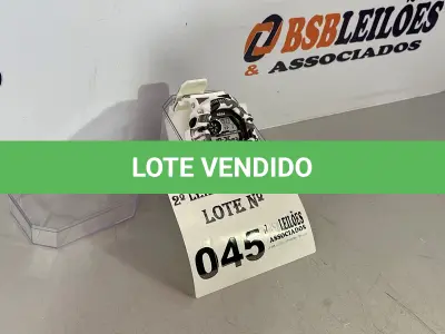 LOTE 045 - 01 RELÓGIO MILITAR CAMUFLADO (NO ESTADO, NÃO SABEMOS SE FUNCIONA. LEILÃO NÃO TEM GARANTIA E NEM DEVOLUÇÃO)