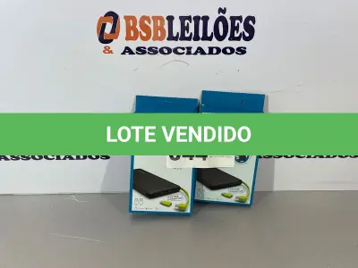 LOTE 044 - 02 BATERIAS PORTÁTEIS PARA CELULAR (NO ESTADO, NÃO SABEMOS SE FUNCIONA. LEILÃO NÃO TEM GARANTIA E NEM DEVOLUÇÃO)