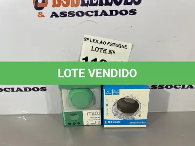 LOTE 112 - 02 CAIXA DE SOM SENDO UMA A PROVA DAGUA WIRELESS (NO ESTADO, NÃO SABEMOS SE FUNCIONA. LEILÃO NÃO TEM GARANTIA E NEM DEVOLUÇÃO)
