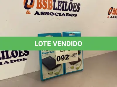 LOTE 092 - 02 BATERIAS PORTATEIS PARA CELULAR/POWERBANK (NO ESTADO, NÃO SABEMOS SE FUNCIONA. LEILÃO NÃO TEM GARANTIA E NEM DEVOLUÇÃO)