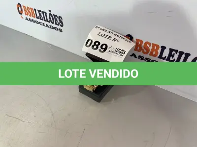 LOTE 089 - 01 RELÓGIO DOURADO (NO ESTADO, NÃO SABEMOS SE FUNCIONA. LEILÃO NÃO TEM GARANTIA E NEM DEVOLUÇÃO)