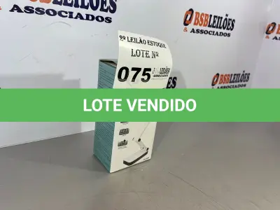 LOTE 075 - 01 LUMINÁRIA DE MESA LED (NO ESTADO, NÃO SABEMOS SE FUNCIONA. LEILÃO NÃO TEM GARANTIA E NEM DEVOLUÇÃO)
