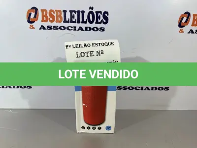 LOTE 094 - 01 CAIXA DE SOM BLUETOOTH (NO ESTADO, NÃO SABEMOS SE FUNCIONA. LEILÃO NÃO TEM GARANTIA E NEM DEVOLUÇÃO)