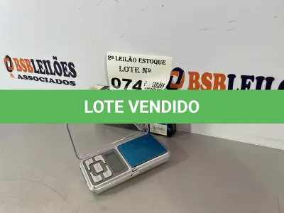 LOTE 074 - 01 BALANçA DIGITAL DE BOLSO (NO ESTADO, NÃO SABEMOS SE FUNCIONA. LEILÃO NÃO TEM GARANTIA E NEM DEVOLUÇÃO)