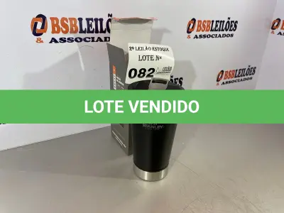 LOTE 082 - 01 COPO DE BEBIDA TIPO STANLEY (NO ESTADO, NÃO SABEMOS SE FUNCIONA. LEILÃO NÃO TEM GARANTIA E NEM DEVOLUÇÃO)