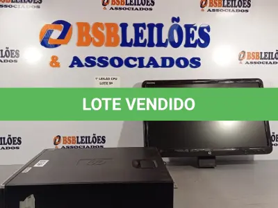LOTE 210 - 01 CPU HP COMPAQ 6005, PROCESSADOR PHENON X2, HD 250 GB, MEMÓRIA 2GB E 01 MONITOR COMPAQ MODELO WJ 674 A SEM A BASE. (NO ESTADO, LEILÃO NÃO TEM GARANTIA E NEM DEVOLUÇÃO, SUJEITO A POSSÍVEIS AVARIAS VISÍVEIS/OCULTAS E/OU AUSÊNCIA DE COMPONENTES).