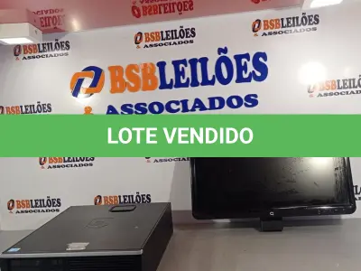 LOTE 137 - 01 CPU HP COMPAQ 8100, PROCESSADOR CORE I5, HD 320GB, MEMORIA 2GB DDR3 E 01 MONITOR COMPAQ MODELO WJ 674 A SEM A BASE. (NO ESTADO, LEILÃO NÃO TEM GARANTIA E NEM DEVOLUÇÃO, SUJEITO A POSSÍVEIS AVARIAS VISÍVEIS/OCULTAS E/OU AUSÊNCIA DE COMPONENTES).