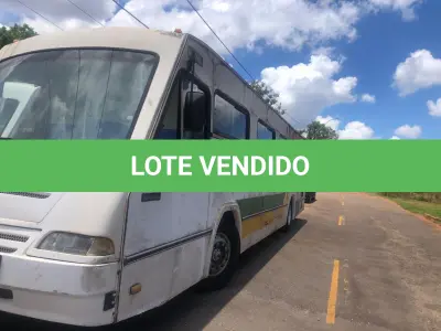LOTE 530 - 01 MOTORHOME MERCEDES BENZ, MODELO ALFA 12.000E, ANO 1999/2000, VERSÃO MOTORCASA, CHASSIS MB OH 1621LE/59, MOTOR MB 1621INTERCULADO, TURBINADO 211CV, SUSPENSÃO A AR, COMPRIMENTO MAX.12.60 MTS,LARGURA MAX2.90MTS, ALTURA MAX3.10MTS, TARA 9.650KG, CAPACIDADE DE GARGA 8.350KG (NO ESTADO)(VISTORIA AGENDAR 61-98153-0503 JÚNIOR) (MOTORHOME SERÁ ENTREGUE EM BRASÍLIA -DF)