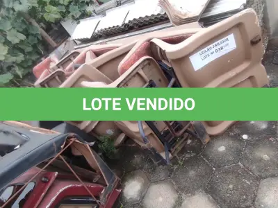 LOTE 038 - 01 LOTE COM POLTRONAS PARA ÔNIBUS  (NO ESTADO, NÃO SABEMOS SE FUNCIONA. LEILÃO NÃO TEM GARANTIA E NEM DEVOLUÇÃO.