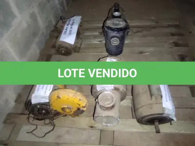 LOTE 016 -  05 MOTORES ELÉTRICOS (NO ESTADO, NÃO SABEMOS SE FUNCIONA. LEILÃO NÃO TEM GARANTIA E NEM DEVOLUÇÃO).