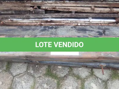LOTE 064 - 01 SUCATA DE CARROCERIA DE CAMINHÃO (NO ESTADO, NÃO SABEMOS SE FUNCIONA. LEILÃO NÃO TEM GARANTIA E NEM DEVOLUÇÃO).