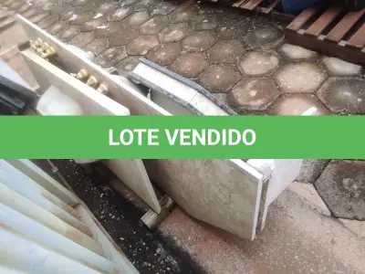 LOTE 028 -  03 PIAS SENDO 01 PIA COM 2 CUBAS EM MÁRMORE (NO ESTADO, NÃO SABEMOS SE FUNCIONA. LEILÃO NÃO TEM GARANTIA E NEM DEVOLUÇÃO).