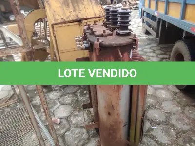 LOTE 054 - 01 TRANSFORMADOR ELÉTRICO DE 75KVA SIEMENS (NO ESTADO, NÃO SABEMOS SE FUNCIONA. LEILÃO NÃO TEM GARANTIA E NEM DEVOLUÇÃO).