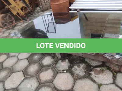 LOTE 052 - 01 LOTE COM FOLHAS DE BLINDEX TAMANHOS DIVERSOS (NO ESTADO, NÃO SABEMOS SE FUNCIONA. LEILÃO NÃO TEM GARANTIA E NEM DEVOLUÇÃO).