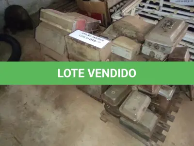 LOTE 010 - 01 LOTE COM QUADROS DE COMANDO ELÉTRICOS , E SELADORAS  (NO ESTADO, NÃO SABEMOS SE FUNCIONA. LEILÃO NÃO TEM GARANTIA E NEM DEVOLUÇÃO).