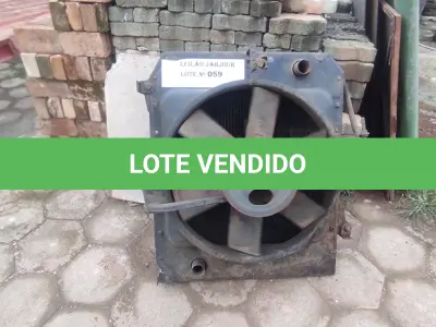 LOTE 059 - 01 RADIADOR PARA ÓNIBUS.  (NO ESTADO, NÃO SABEMOS SE FUNCIONA. LEILÃO NÃO TEM GARANTIA E NEM DEVOLUÇÃO).
