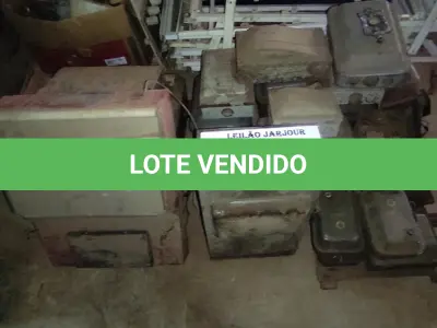 LOTE 010 - 01 LOTE COM QUADROS DE COMANDO ELÉTRICOS , E SELADORAS  (NO ESTADO, NÃO SABEMOS SE FUNCIONA. LEILÃO NÃO TEM GARANTIA E NEM DEVOLUÇÃO).