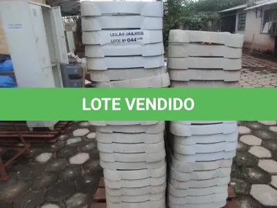 LOTE 044 - 01 LOTE COM PÉS PARA TANQUINHO (NO ESTADO, NÃO SABEMOS SE FUNCIONA. LEILÃO NÃO TEM GARANTIA E NEM DEVOLUÇÃO).