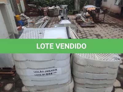 LOTE 044 - 01 LOTE COM PÉS PARA TANQUINHO (NO ESTADO, NÃO SABEMOS SE FUNCIONA. LEILÃO NÃO TEM GARANTIA E NEM DEVOLUÇÃO).