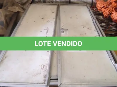 LOTE 058 - 01 LOTE COM 10 PORTAS DUPLAS EM ALUMÍNIO (NO ESTADO, NÃO SABEMOS SE FUNCIONA. LEILÃO NÃO TEM GARANTIA E NEM DEVOLUÇÃO).