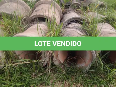 LOTE 087 - 14 MANILHAS DE CONCRETO DE 90CM (NO ESTADO, NÃO SABEMOS SE FUNCIONA. LEILÃO NÃO TEM GARANTIA E NEM DEVOLUÇÃO).