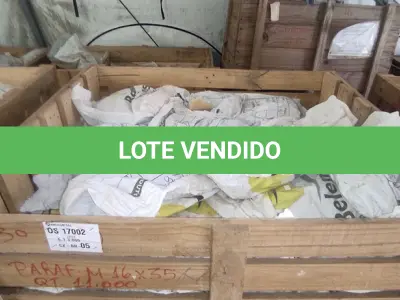LOTE 063 - 01 LOTE COM PARAFUSOS M 16X35 (NO ESTADO, NÃO SABEMOS SE FUNCIONA. LEILÃO NÃO TEM GARANTIA E NEM DEVOLUÇÃO).