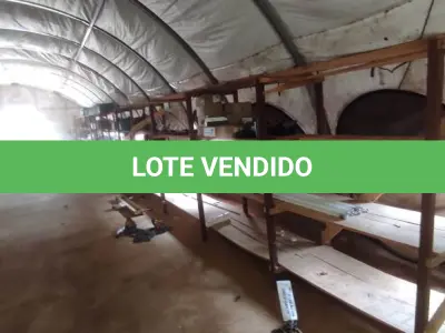 LOTE 056 - 01 TENDA “CARPA” MEDINDO 30METROS DE COMPRIMENTO X 8 METROS DE LARGURA (NO ESTADO, NÃO SABEMOS SE FUNCIONA. LEILÃO NÃO TEM GARANTIA E NEM DEVOLUÇÃO).