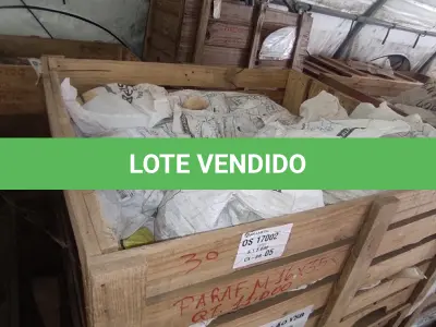 LOTE 063 - 01 LOTE COM PARAFUSOS M 16X35 (NO ESTADO, NÃO SABEMOS SE FUNCIONA. LEILÃO NÃO TEM GARANTIA E NEM DEVOLUÇÃO).