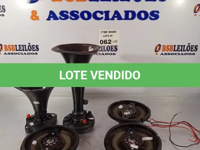 LOTE 062 - 03 ALTO-FALANTES COAXIAL E 02 CORNETAS MARCAS E MODELOS DIVERSOS. (NO ESTADO, LEILÃO NÃO TEM GARANTIA E NEM DEVOLUÇÃO, SUJEITO A POSSÍVEIS AVARIAS VISÍVEIS/OCULTAS E/OU AUSÊNCIA DE COMPONENTES).
