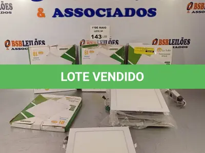 LOTE 143 - 01 LOTE COM VÁRIOS PAINÉIS DE LED DE EMBUTIR. (NO ESTADO, LEILÃO NÃO TEM GARANTIA E NEM DEVOLUÇÃO, SUJEITO A POSSÍVEIS AVARIAS VISÍVEIS/OCULTAS E/OU AUSÊNCIA DE COMPONENTES).