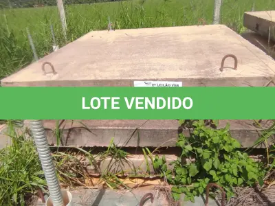LOTE 078 - 01 LOTE COM 4 PLACAS DE CONCRETO PARA SAPATA (NO ESTADO, NÃO SABEMOS SE FUNCIONA. LEILÃO NÃO TEM GARANTIA E NEM DEVOLUÇÃO).