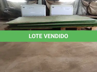 LOTE 031 - 10 CHAPAS EM MADEIRITE 1.20CM X 2.20CM (NO ESTADO, NÃO SABEMOS SE FUNCIONA. LEILÃO NÃO TEM GARANTIA E NEM DEVOLUÇÃO).