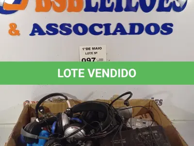 LOTE 097 - 01 LOTE COM ELETRÔNICOS DIVERSOS. (NO ESTADO, LEILÃO NÃO TEM GARANTIA E NEM DEVOLUÇÃO, SUJEITO A POSSÍVEIS AVARIAS VISÍVEIS/OCULTAS E/OU AUSÊNCIA DE COMPONENTES).