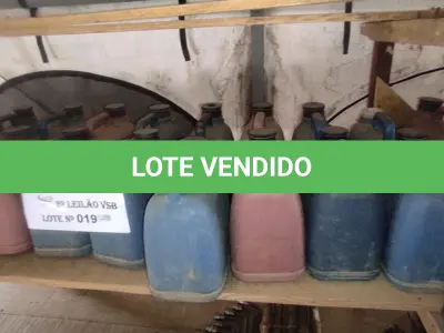 LOTE 019 - 20 GARRAFAS TÉRMICAS NO ESTADO, NÃO SABEMOS SE FUNCIONA. LEILÃO NÃO TEM GARANTIA E NEM DEVOLUÇÃO).