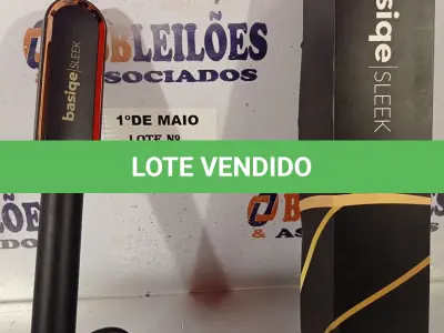 LOTE 086 - 01 ESCOVA ALISADORA BASIC SLEEK. (FUNCIONANDO) (NO ESTADO, LEILÃO NÃO TEM GARANTIA E NEM DEVOLUÇÃO, SUJEITO A POSSÍVEIS AVARIAS VISÍVEIS/OCULTAS E/OU AUSÊNCIA DE COMPONENTES).