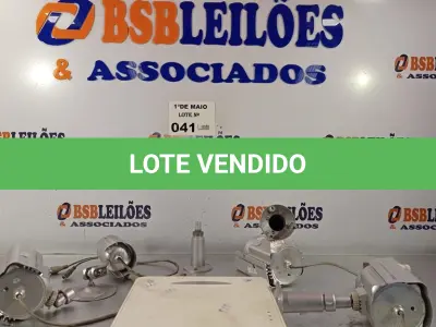 LOTE 041 - 01 DVR E 04 CÂMERAS DE SEGURANÇA. (NO ESTADO, LEILÃO NÃO TEM GARANTIA E NEM DEVOLUÇÃO, SUJEITO A POSSÍVEIS AVARIAS VISÍVEIS/OCULTAS E/OU AUSÊNCIA DE COMPONENTES).