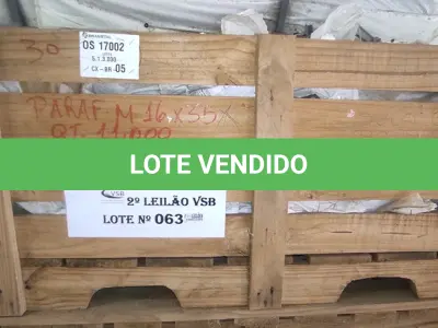 LOTE 063 - 01 LOTE COM PARAFUSOS M 16X35 (NO ESTADO, NÃO SABEMOS SE FUNCIONA. LEILÃO NÃO TEM GARANTIA E NEM DEVOLUÇÃO).
