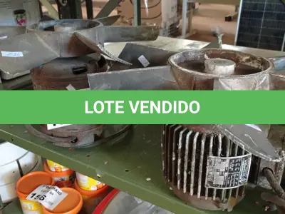 LOTE 154 - 02 MOTORES ELÉTRICOS MARCAS E MODELOS DIVERSOS. (NO ESTADO, LEILÃO NÃO TEM GARANTIA E NEM DEVOLUÇÃO, SUJEITO A POSSÍVEIS AVARIAS VISÍVEIS/OCULTAS E/OU AUSÊNCIA DE COMPONENTES).